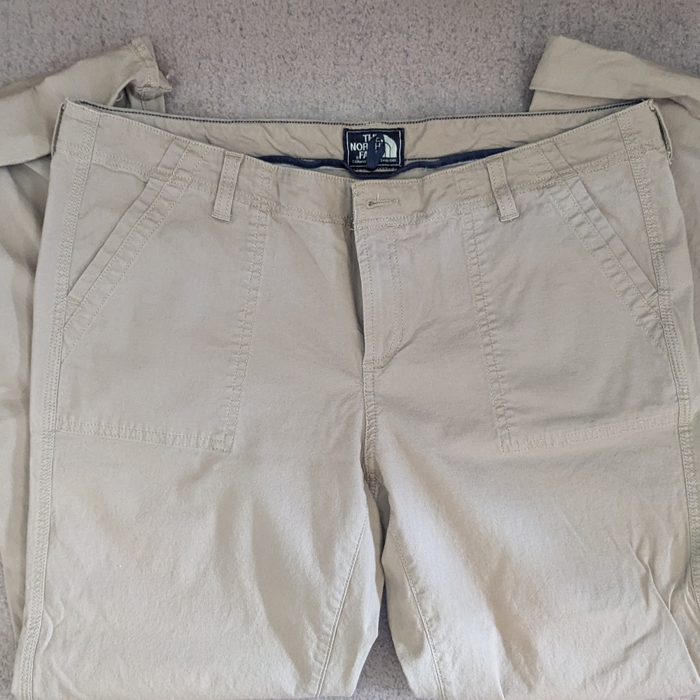 Woman's The North Face Hiking Pants